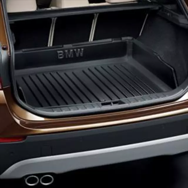 51472158365 - : E84 X1 Fitted Luggage Compartment Pan for BMW: X1 Image