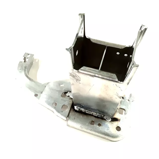 4G0807133F - Body: Bumper Bracket for Audi: A7 Quattro, S7 Image
