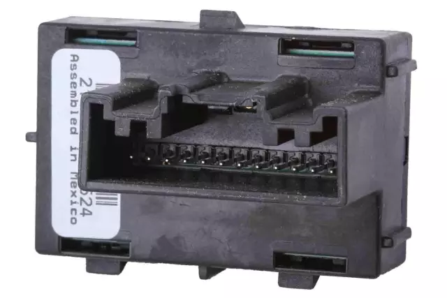 23172141 - Body: Tract Control Switch for Chevrolet: Suburban, Tahoe | GMC: Yukon, Yukon XL Image