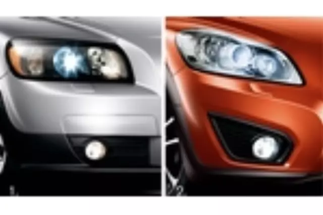 30664435 - Exterior: 2013 Volvo C30 - Fog Lights Software Application for Volvo: C30 Image
