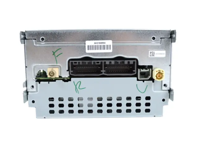 Radio - Mopar (Z8209667AF)