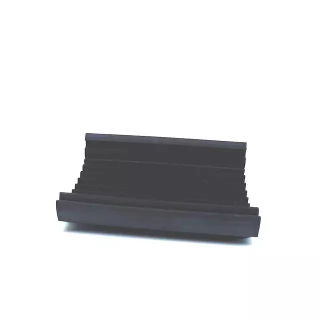 Spacer - Audi (8E0-260-800)