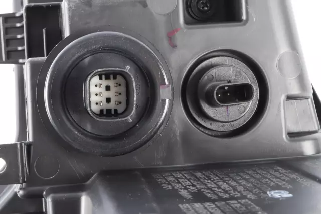 2021-2025 Cadillac CT4 - Passenger Side Headlamp - GM (84977277)