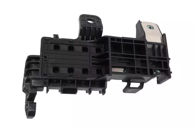 84014023 - : Battery Distribution Engine Compartment Fuse Block for Cadillac: ATS Image