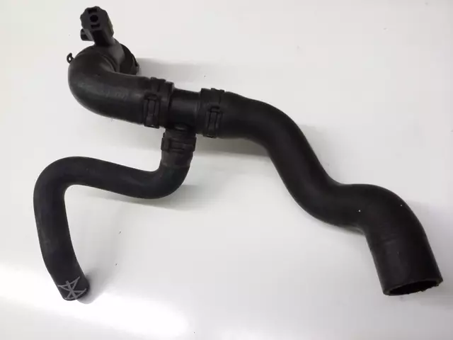 Lower Hose - Volkswagen (1J0-122-051-R)