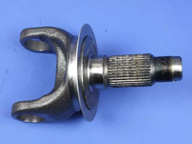 Stub Shaft, Right Or Left - Mopar (5015194AA)
