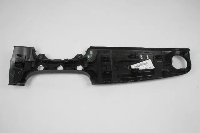 Panneau D'instruments Encadrement, Côté Droit - Mopar (1TS47TZZAC)