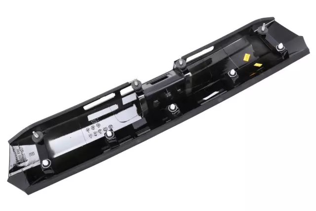 84072355 - Body: Molding for GMC: Terrain Image