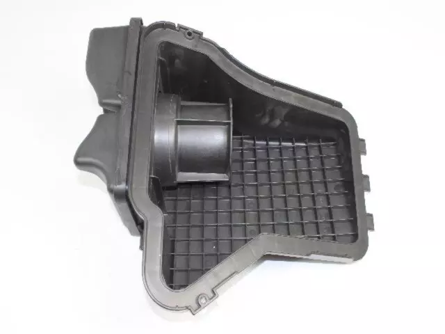 Air Cleaner Cover - Mopar (5103288AA)