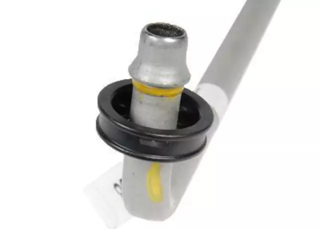 Automatic Transmission Fluid Cooler Upper Inlet Hose - GM (10324808)