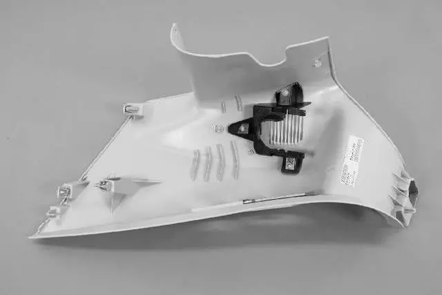 D Pillar Molding, Left - Mopar (ZR15XT1AK)