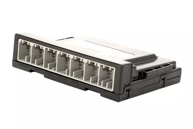 Body Control Module - GM (13587700)