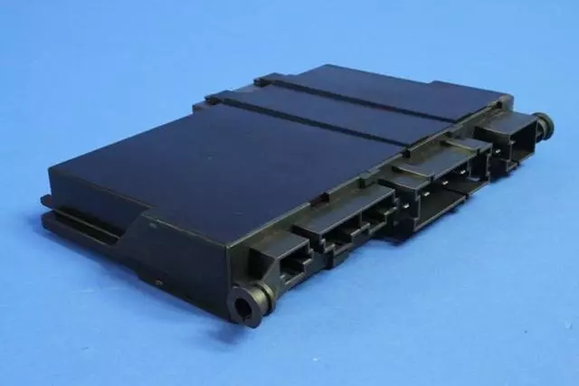68464647AB - Electrical: Seat Memory Module for Dodge: Durango | Jeep: Grand Cherokee, Grand Cherokee WK Image