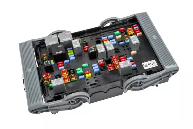 Part# 22798217 Engine Wiring Harness Junction Block - GM (22798217)