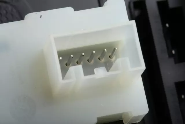 Jet Black Front Floor Console Rear Trim Panel - GM (84138567)