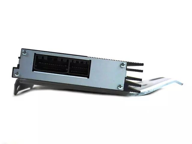 Amplifier - Mopar (68248754AE)