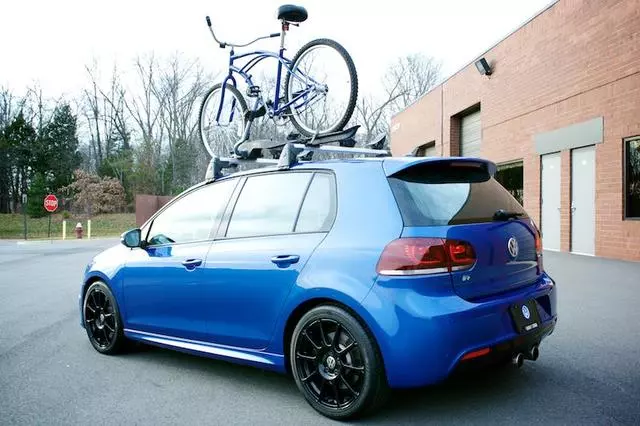 Base Carrier Bars - Volkswagen (1K0-071-126)