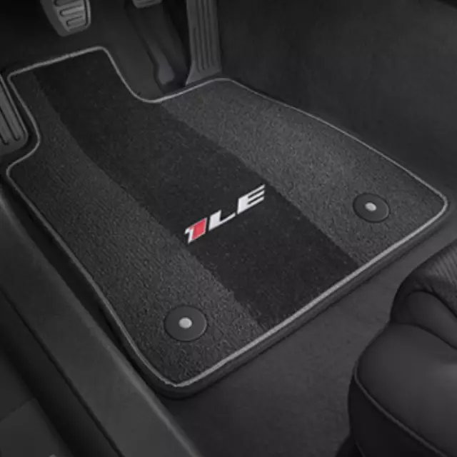 84054056 - Interior: Floor Mats, Carpet (1LE) for GM Image