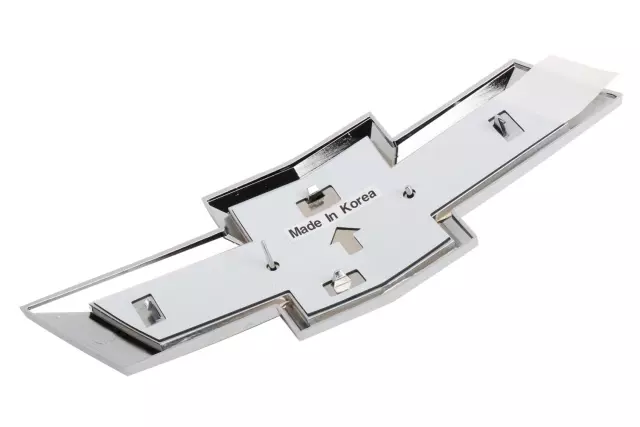 95032016 - Body: Emblem for Chevrolet: Cruze Image