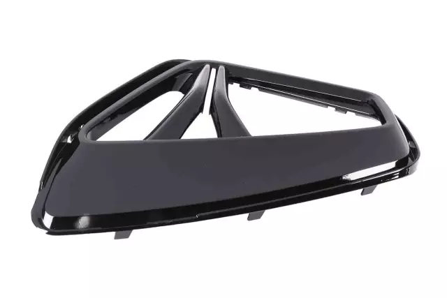 Exterior Bright Chrome Driver Side Headlight Bezel - GM (84538966)