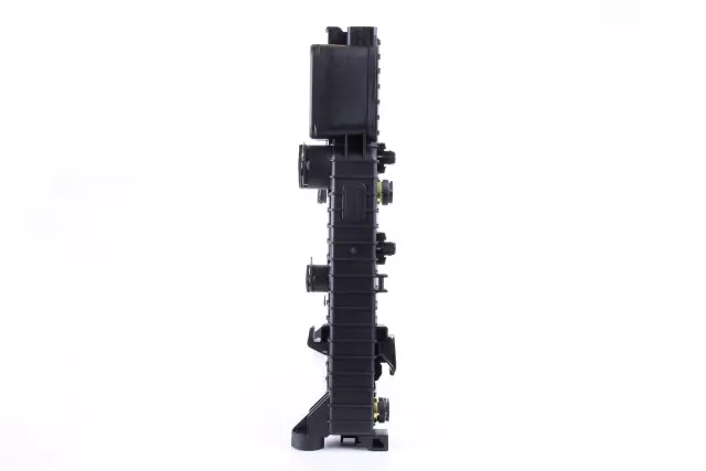62796A - Cooling Systems: Radiator w/Integrated Transmission Oil Cooler for NISSENS Image