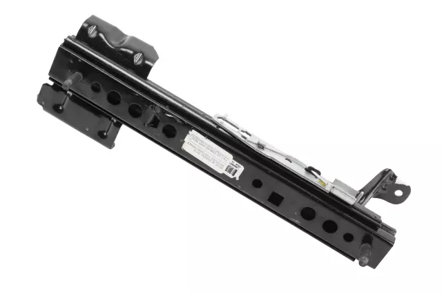 19127227 - Body: Track for GM Image