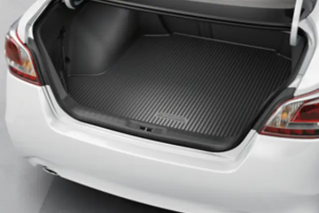 999C3UZ000 - Cargo Management: Cargo Trunk Protector for Nissan: Altima Image