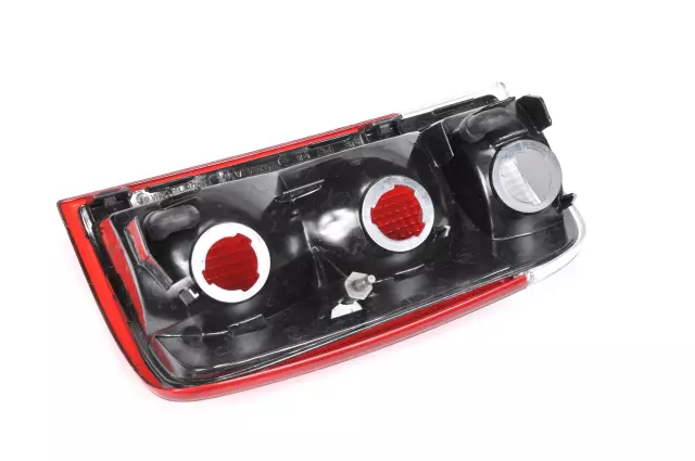 19179679 - Electrical: Tail Lamp Assembly for Chevrolet: Blazer | GMC: Jimmy | Oldsmobile: Bravada Image