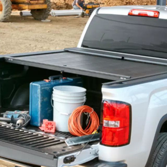 19333147 - Exterior: Tonneau Cover, Retractable, Black, Short Box for GM Image