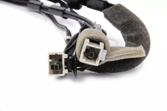 19317251 - : 2015-2018 Chevrolet City Express - Antenna Cable for Chevrolet: City Express Image