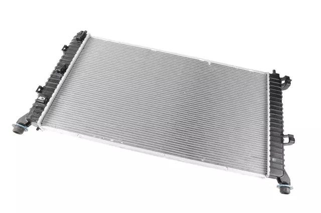 85575815 - Cooling System: Radiator for Chevrolet: Silverado 1500, Silverado 1500 LTD | GMC: Sierra 1500, Sierra 1500 Limited Image