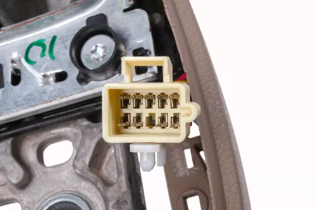 20857832 - Steering: Steering Wheel for Cadillac: STS Image