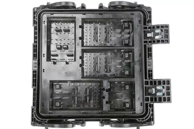 84014014 - : Engine Wiring Harness Junction Block for GM Image