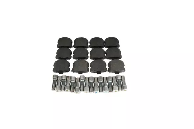 19153019 - Brakes: Brake Pads for GM Image