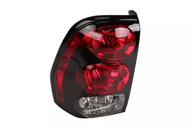 Driver Side Tail Lamp Assembly - GM (15131578)