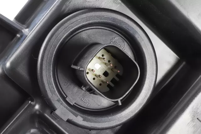 85779277 - : Lamp for GM Image