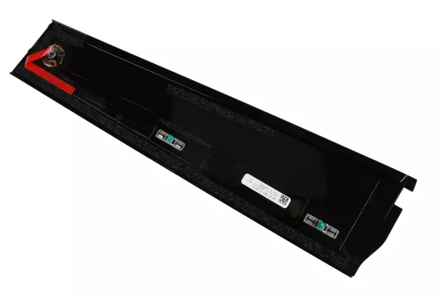 84263151 - Body: Applique for Cadillac: Escalade ESV | Chevrolet: Suburban | GMC: Yukon XL Image