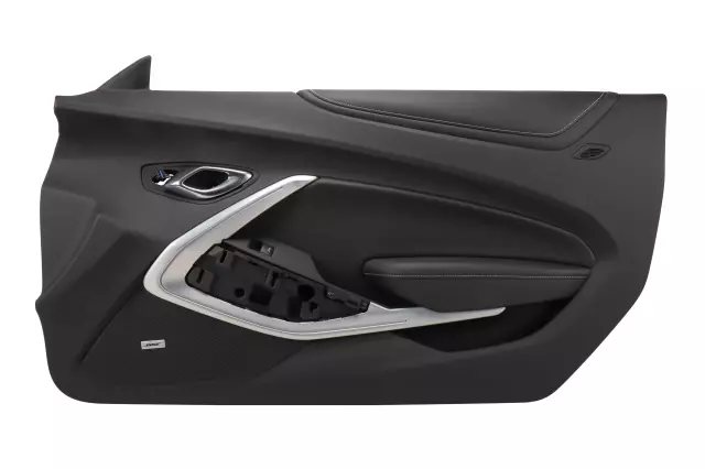 Part# 84557698 Black Front Side Door Trim - GM (84557698)