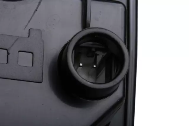 Passenger Side Outside Rearview Mirror Turn Signal Lamp - GM (84077032)