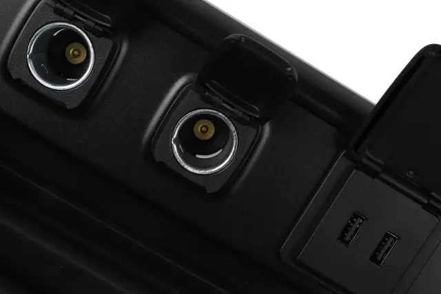 Off-Road Carbon Front Floor Console Trim Plate - GM (84272403)