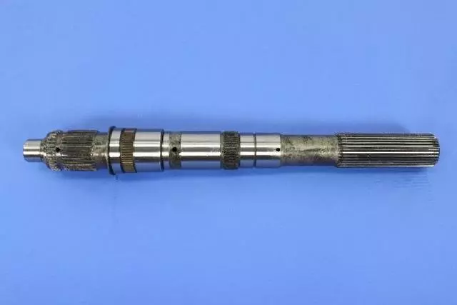 Transfer Case Main-Shaft - Mopar (68206413AB)