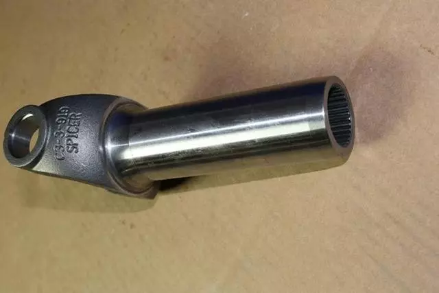 4773017 - Propeller Shafts and U-Joints: Drive Shaft Yoke for Dodge: Ram 2500 Image