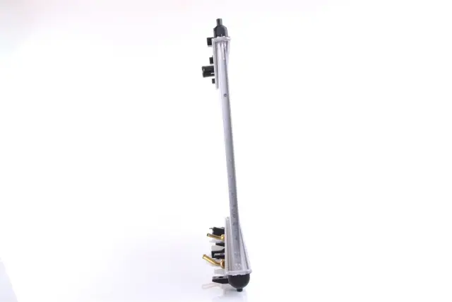 681406 - : Radiator w/Integrated Transmission Oil Cooler - Replaces HONDA 19010REZA51 for NISSENS Image