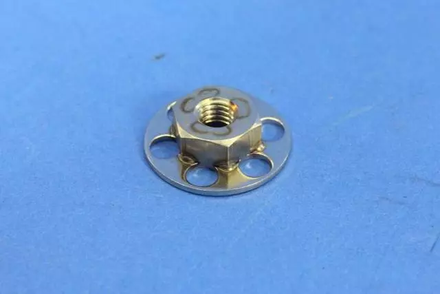 Nut - Alfa Romeo (68251441AA)