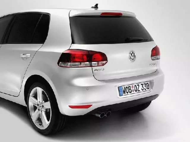 5K0071360 - Exterior: Chrome Look Rear Accent Strip - Chrome Look for Volkswagen: Golf, GTI Image