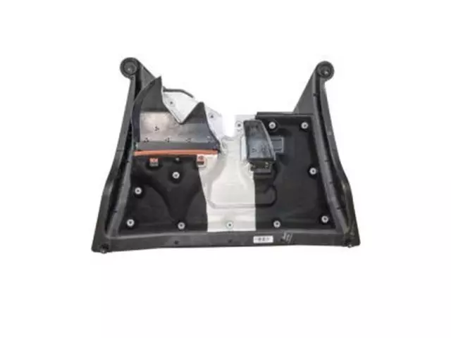 Under Cover - Ford (DA8Z-9910494-B)