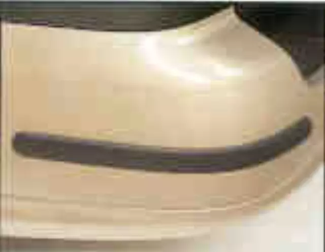 BUMPER CORNER MOLDING [SET OF TWO] - Subaru (SOA7181002)