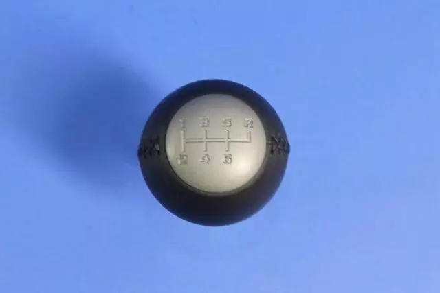 Gearshift Knob - Mopar (1ZV76DX9AA)