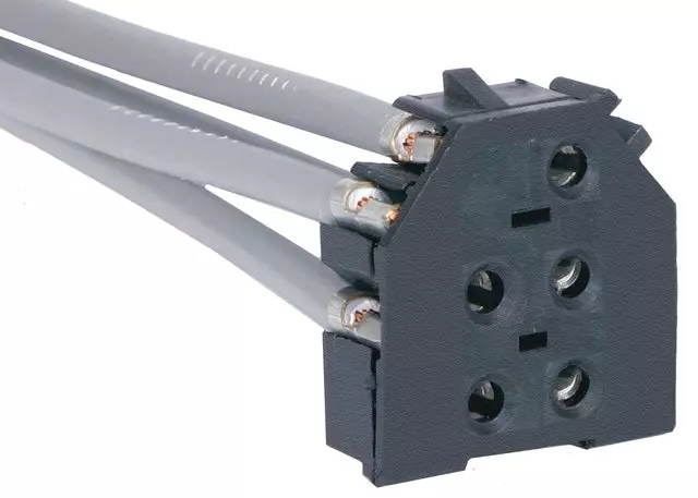 12101915 - Body: Connector for GM Image