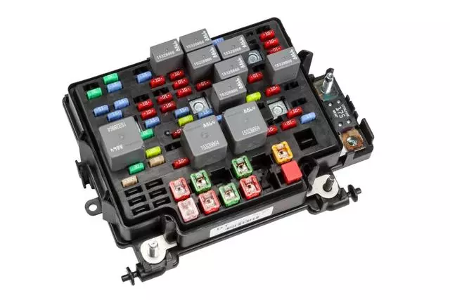 15115618 - : Engine Wiring Harness Junction Block for GM Image